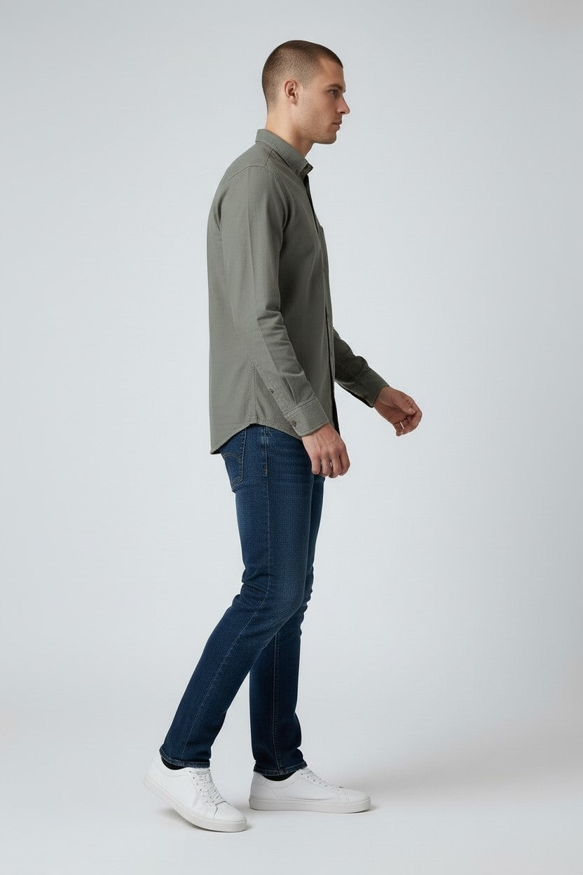 Men Solid Cotton Slim Fit Shirt Pista