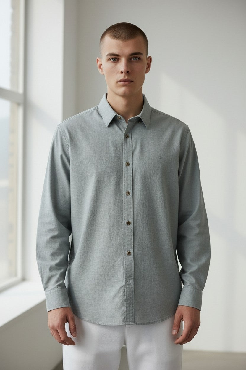 Men Solid Cotton Slim Fit Shirt Grey