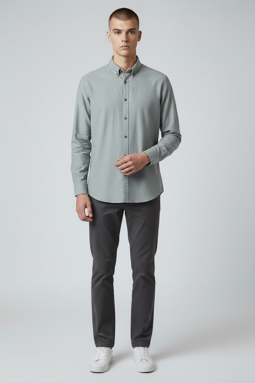 Men Solid Cotton Slim Fit Shirt Grey